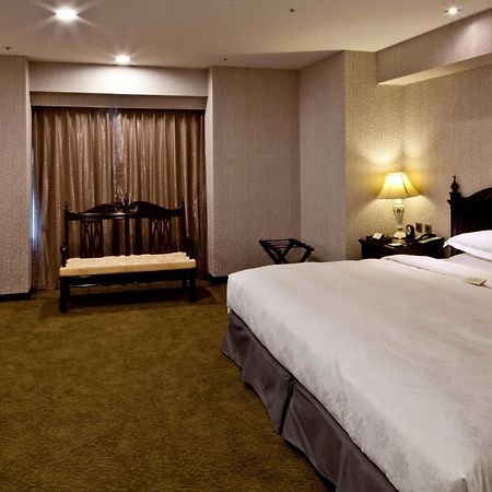 Royal Seasons Hotel Taichung‧Zhongkang Εξωτερικό φωτογραφία