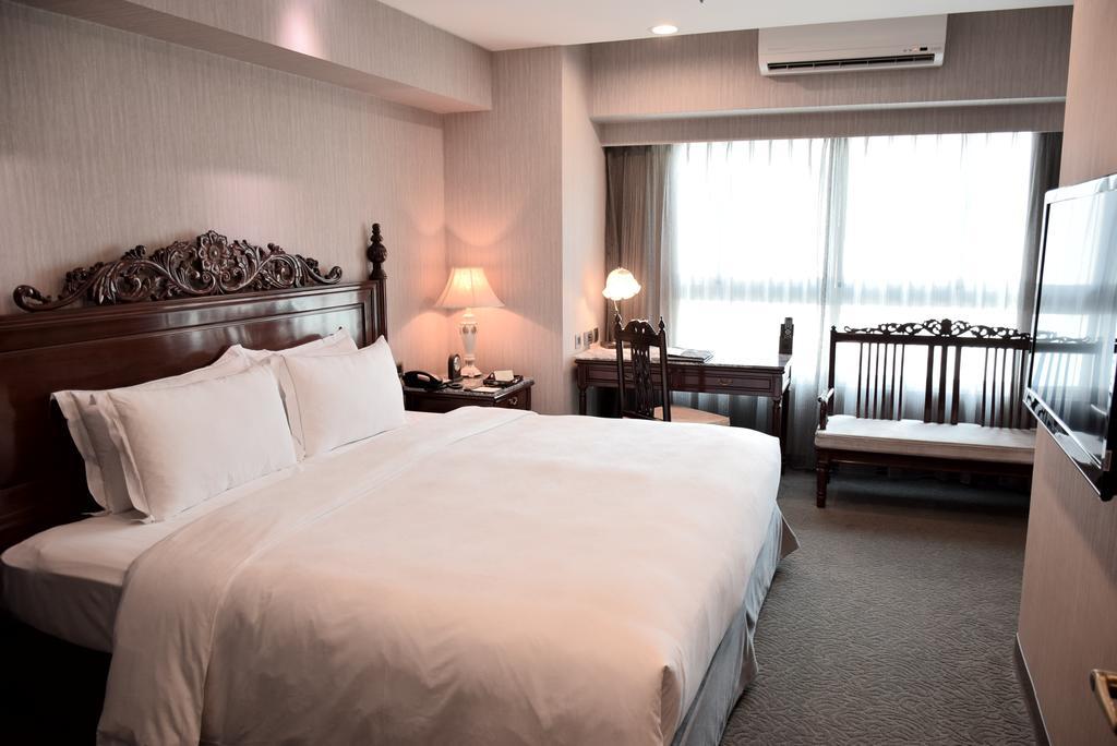 Royal Seasons Hotel Taichung‧Zhongkang Εξωτερικό φωτογραφία
