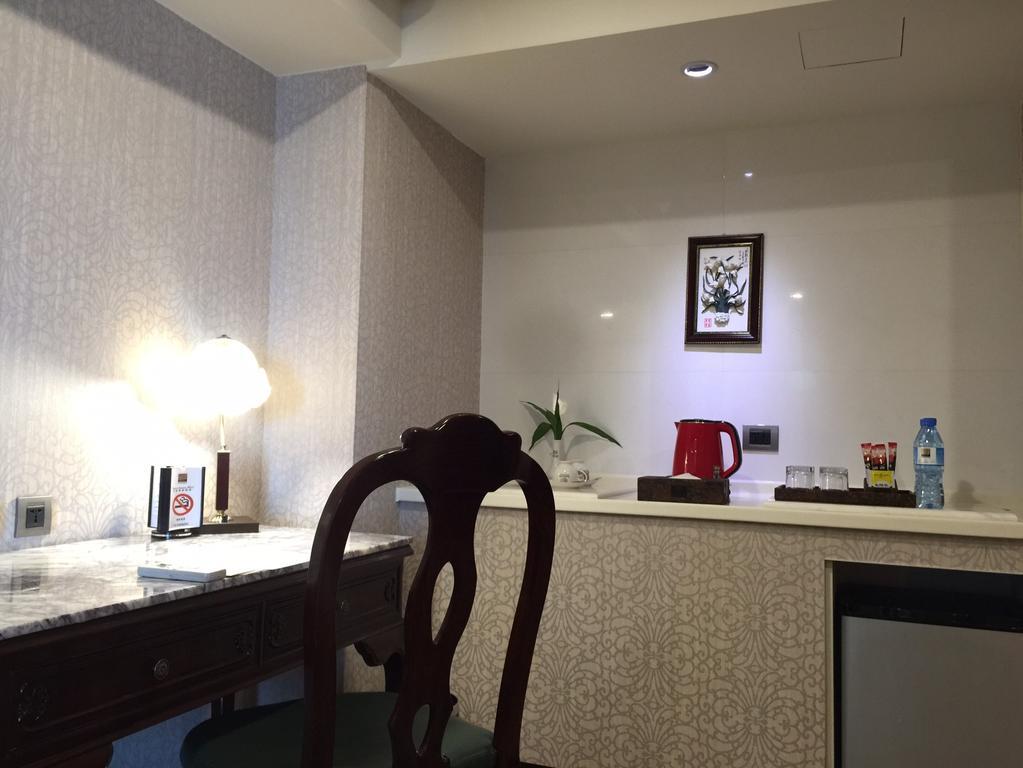 Royal Seasons Hotel Taichung‧Zhongkang Εξωτερικό φωτογραφία