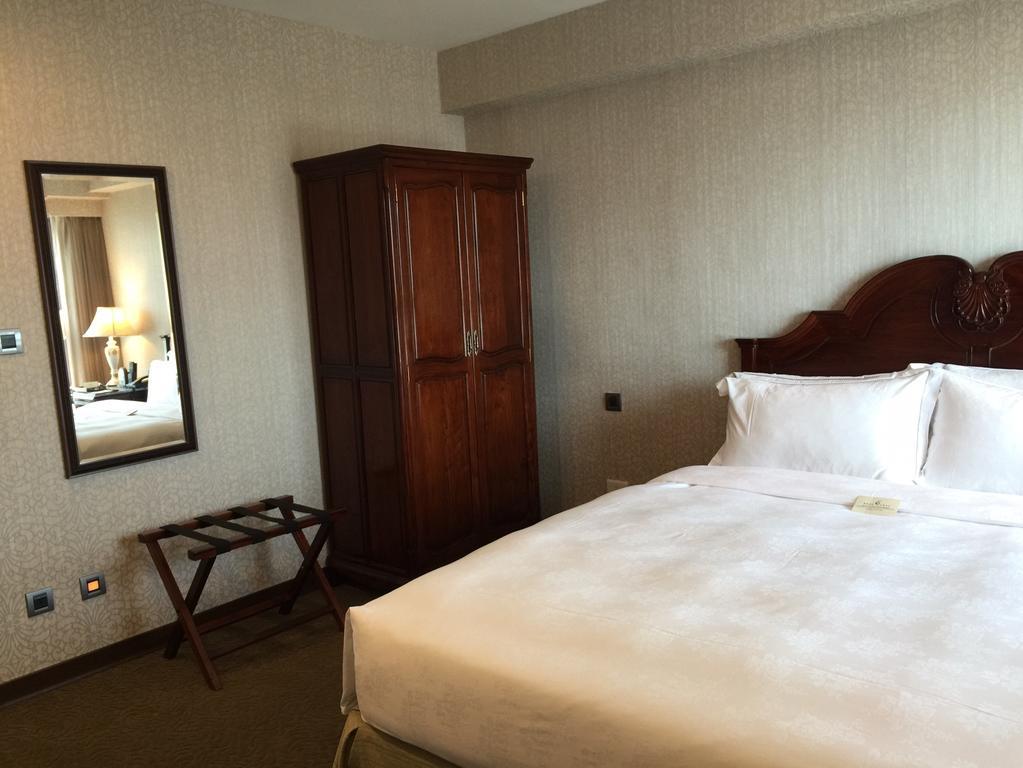 Royal Seasons Hotel Taichung‧Zhongkang Εξωτερικό φωτογραφία
