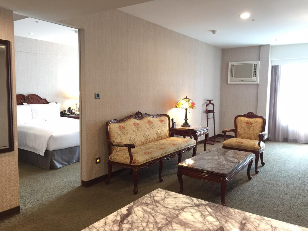 Royal Seasons Hotel Taichung‧Zhongkang Εξωτερικό φωτογραφία