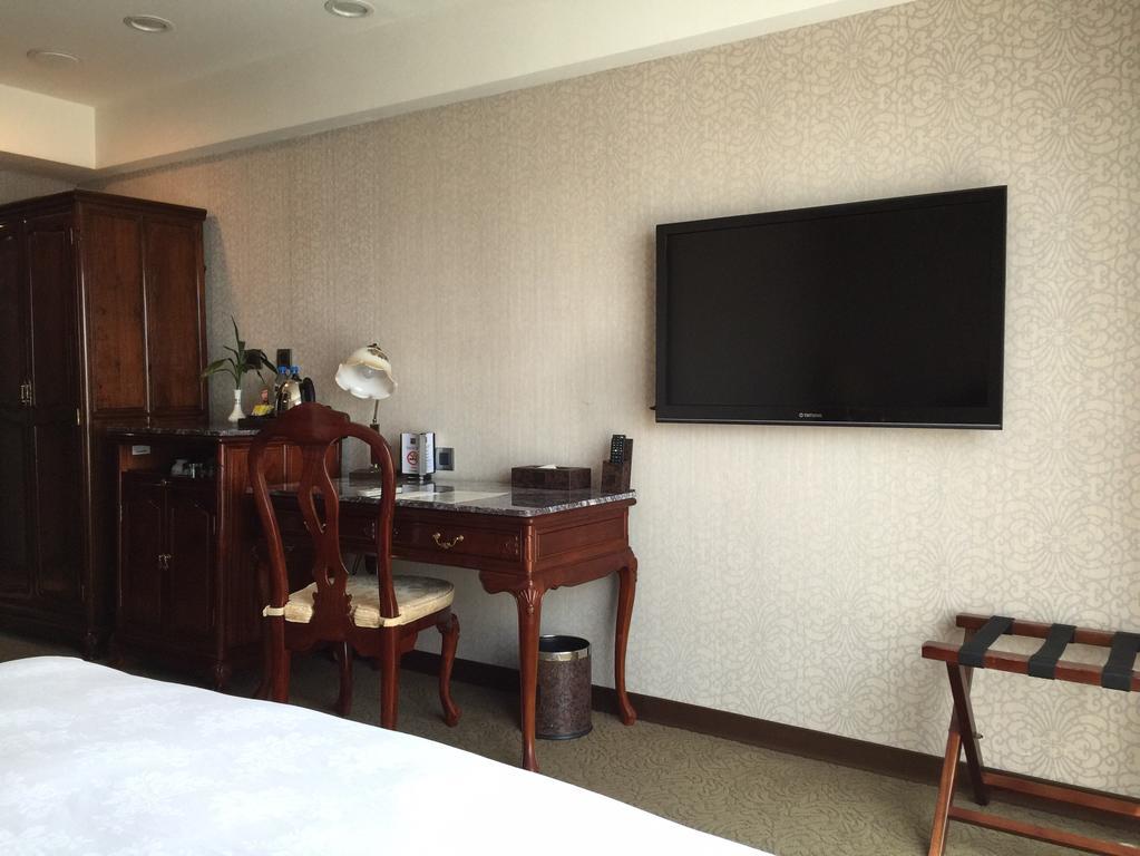 Royal Seasons Hotel Taichung‧Zhongkang Εξωτερικό φωτογραφία