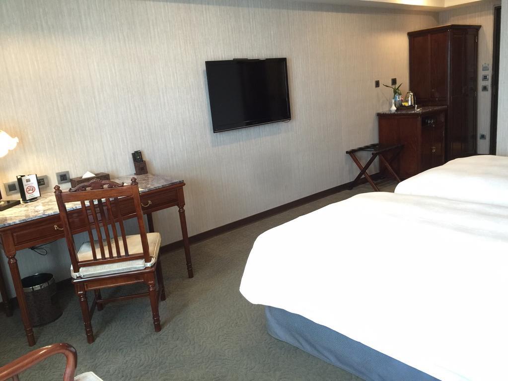 Royal Seasons Hotel Taichung‧Zhongkang Εξωτερικό φωτογραφία
