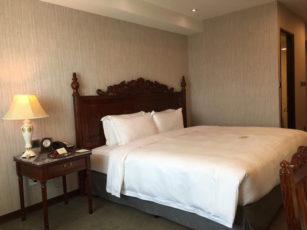Royal Seasons Hotel Taichung‧Zhongkang Εξωτερικό φωτογραφία