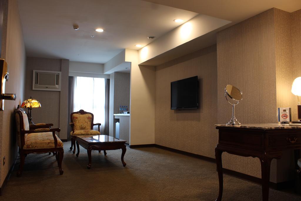 Royal Seasons Hotel Taichung‧Zhongkang Εξωτερικό φωτογραφία