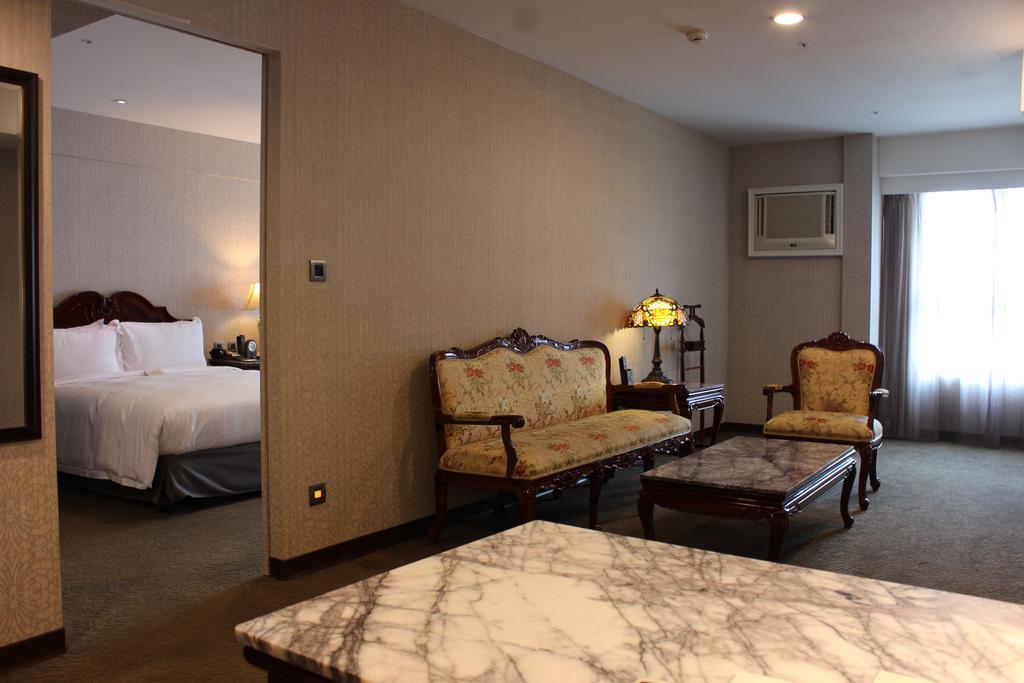 Royal Seasons Hotel Taichung‧Zhongkang Εξωτερικό φωτογραφία
